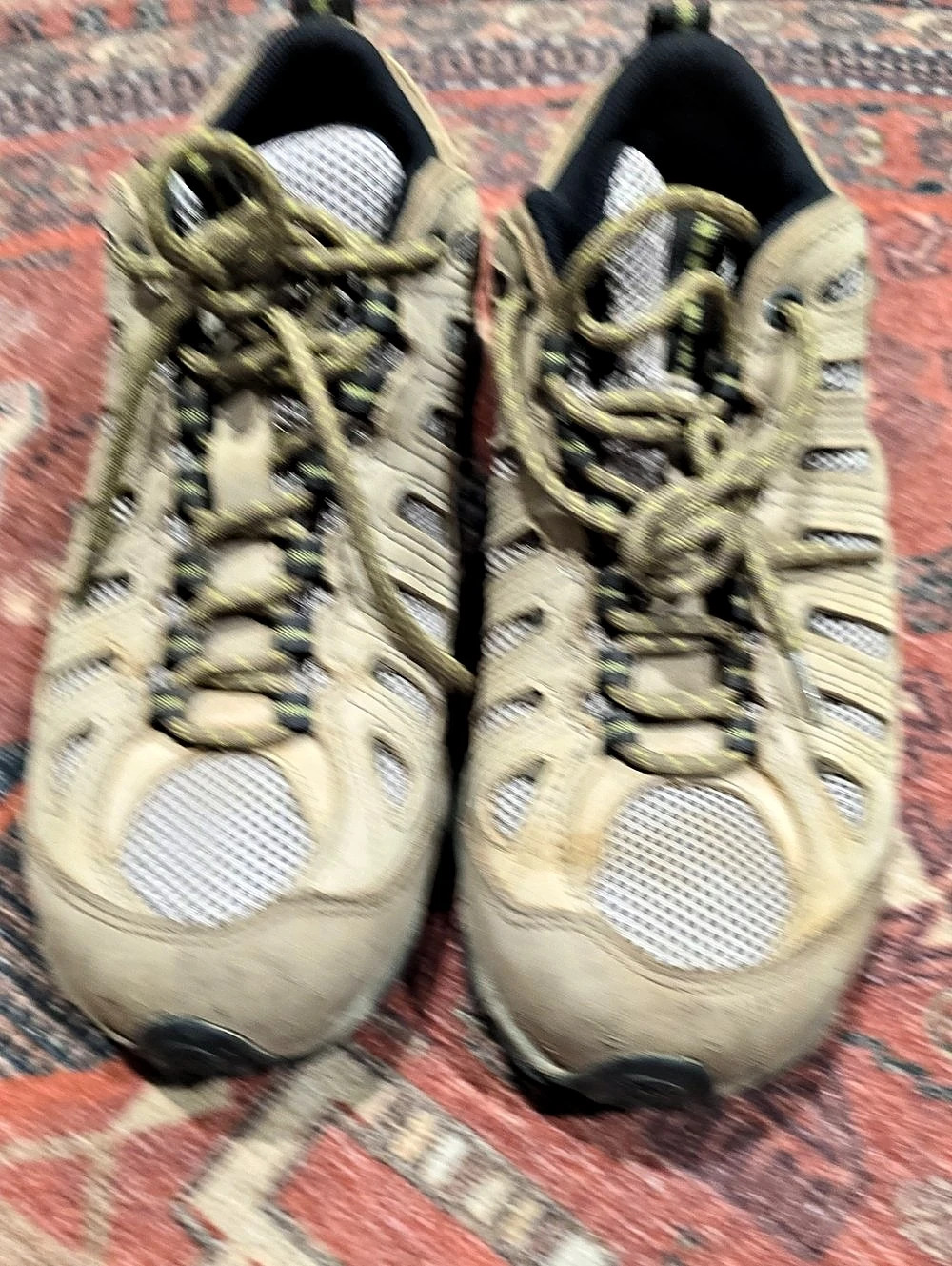 Oboz Women's Athletic Shoes Beige & Black Size 8